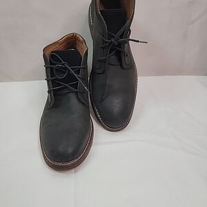Elegant Black Chukka Boots for Men